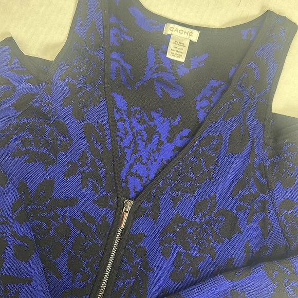 Cache Women’s Size Large Black Blue Floral Cold Shoulder Midi Knit Dress - Picture 1 of 11
